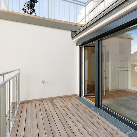Symphony Apartments 42 - Modern Loft With Terrace And Grill In Central Location Vienna Exterior photo